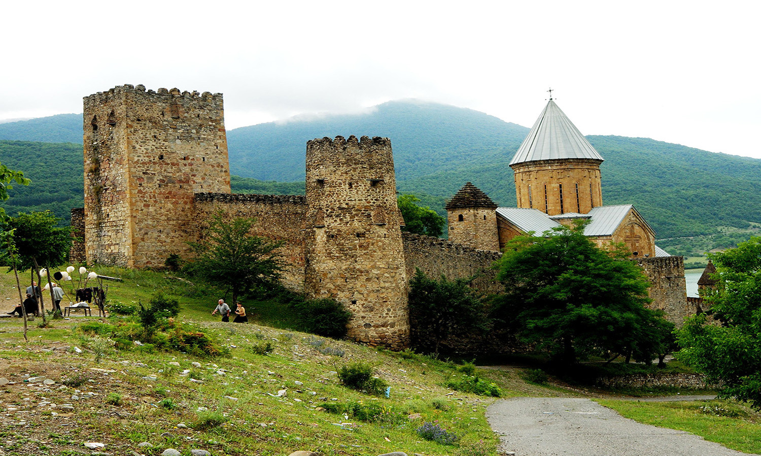 Ananuri Fortress