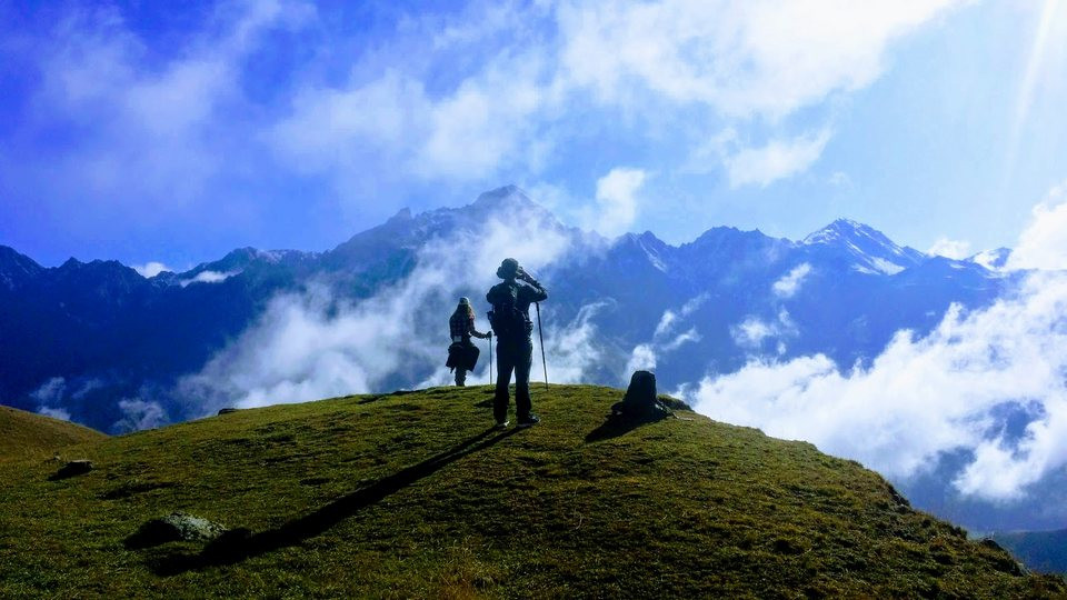 On the way to Sabertse Pass