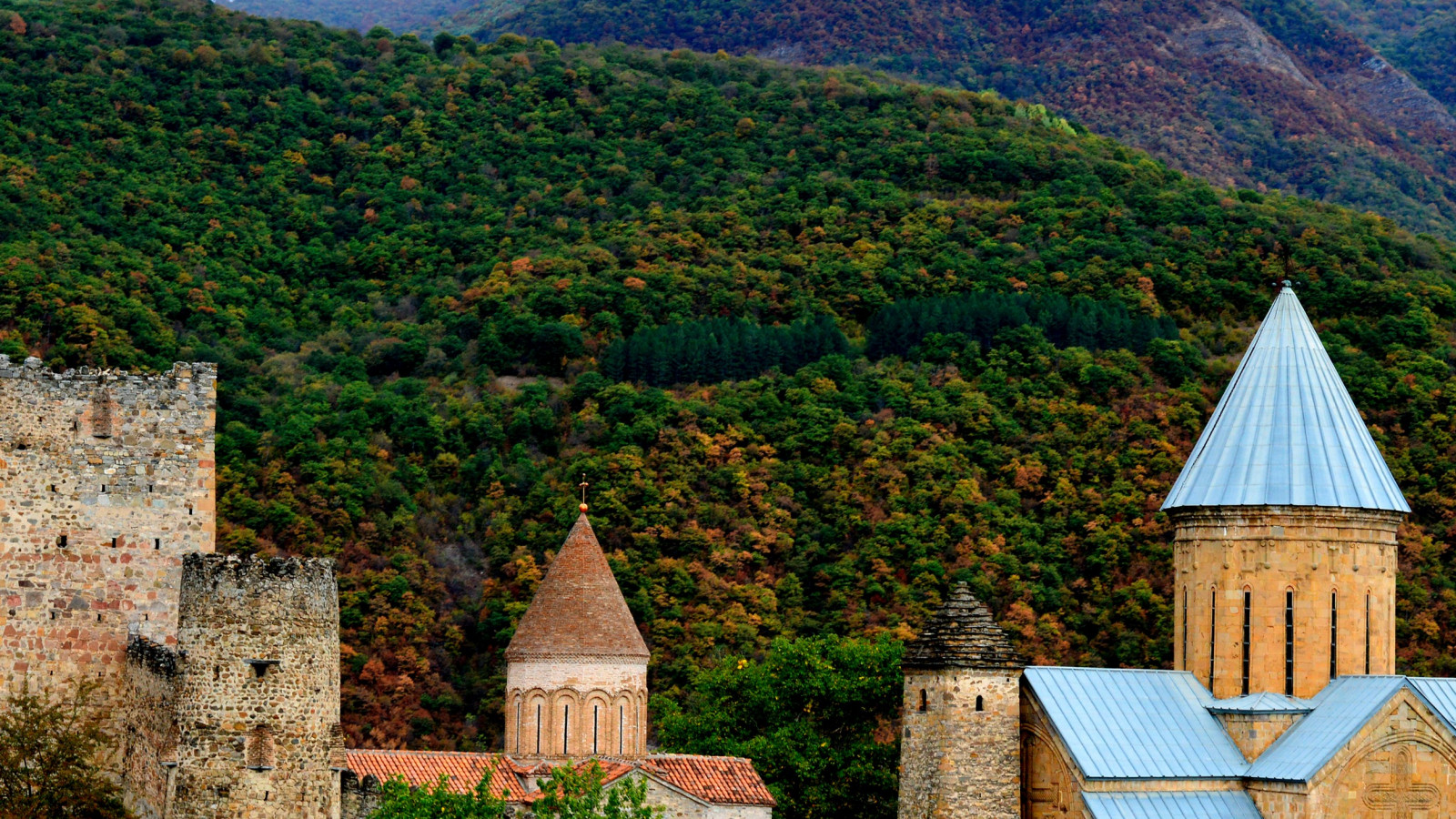 Mittelalterliche Festung Ananuri, Georgia