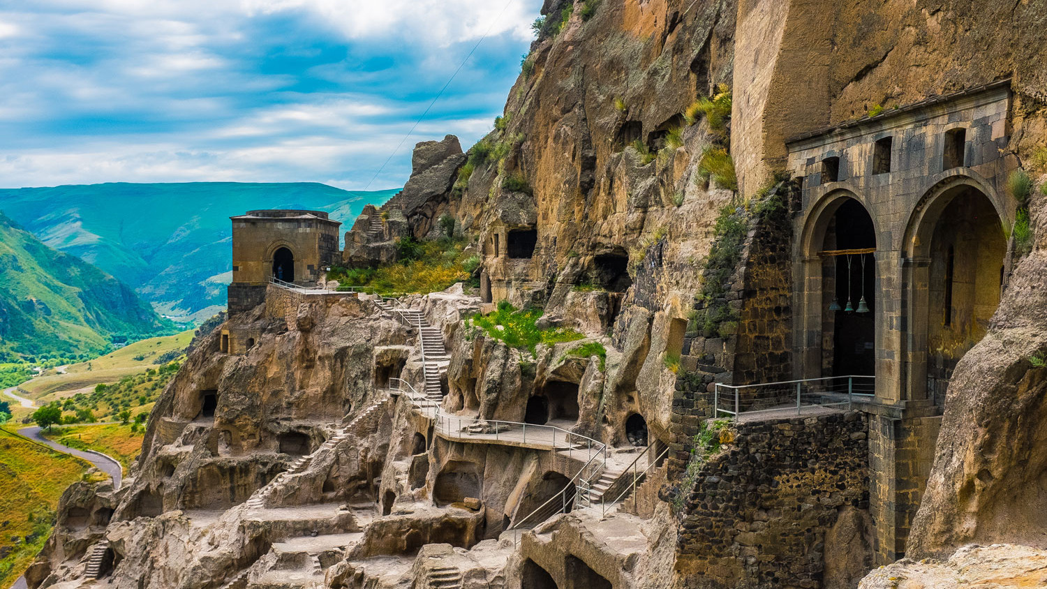 Vardzia caves