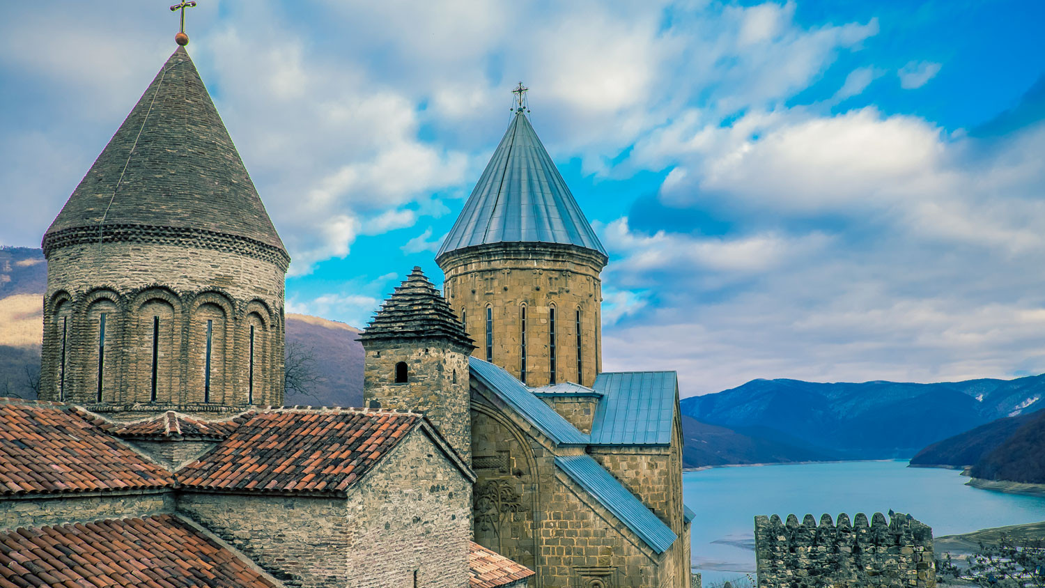 Discover Ananuri Fortress: A Jewel of Georgia