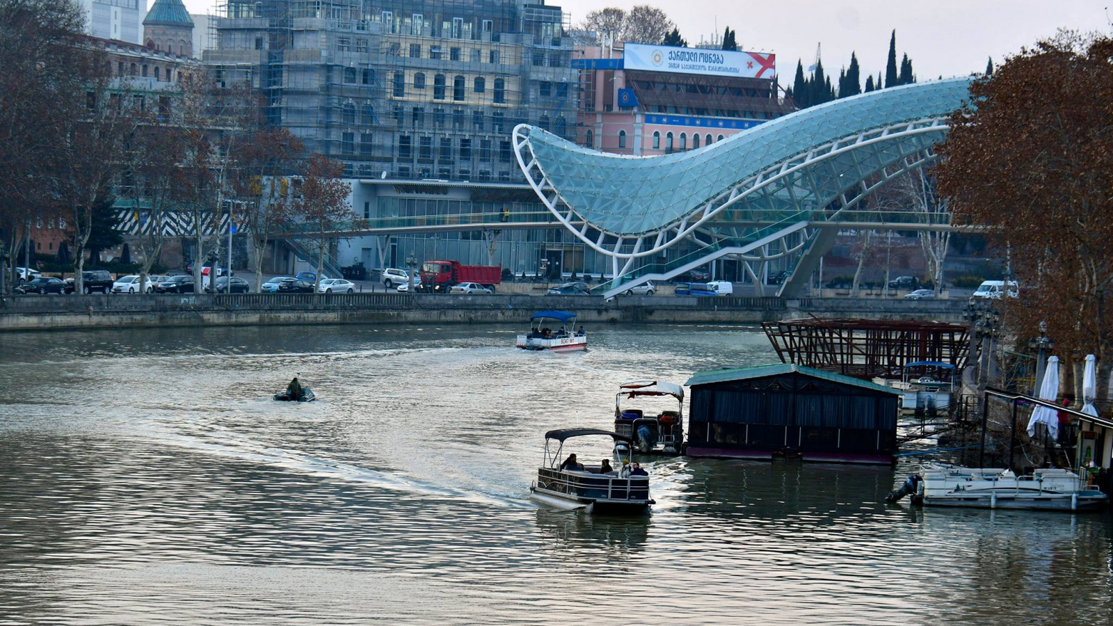 Река Мтквари, Тбилиси