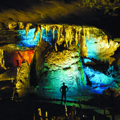 Sataplia Naturschutzgebiet und Höhle