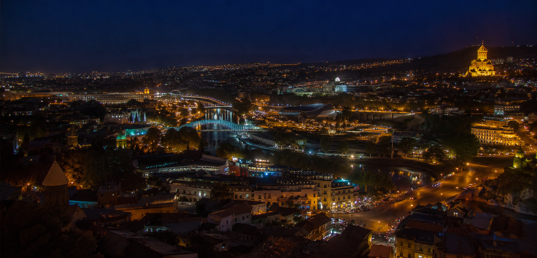 Tbilisi at Night – A City Full of Warm Lights and Quiet Magic