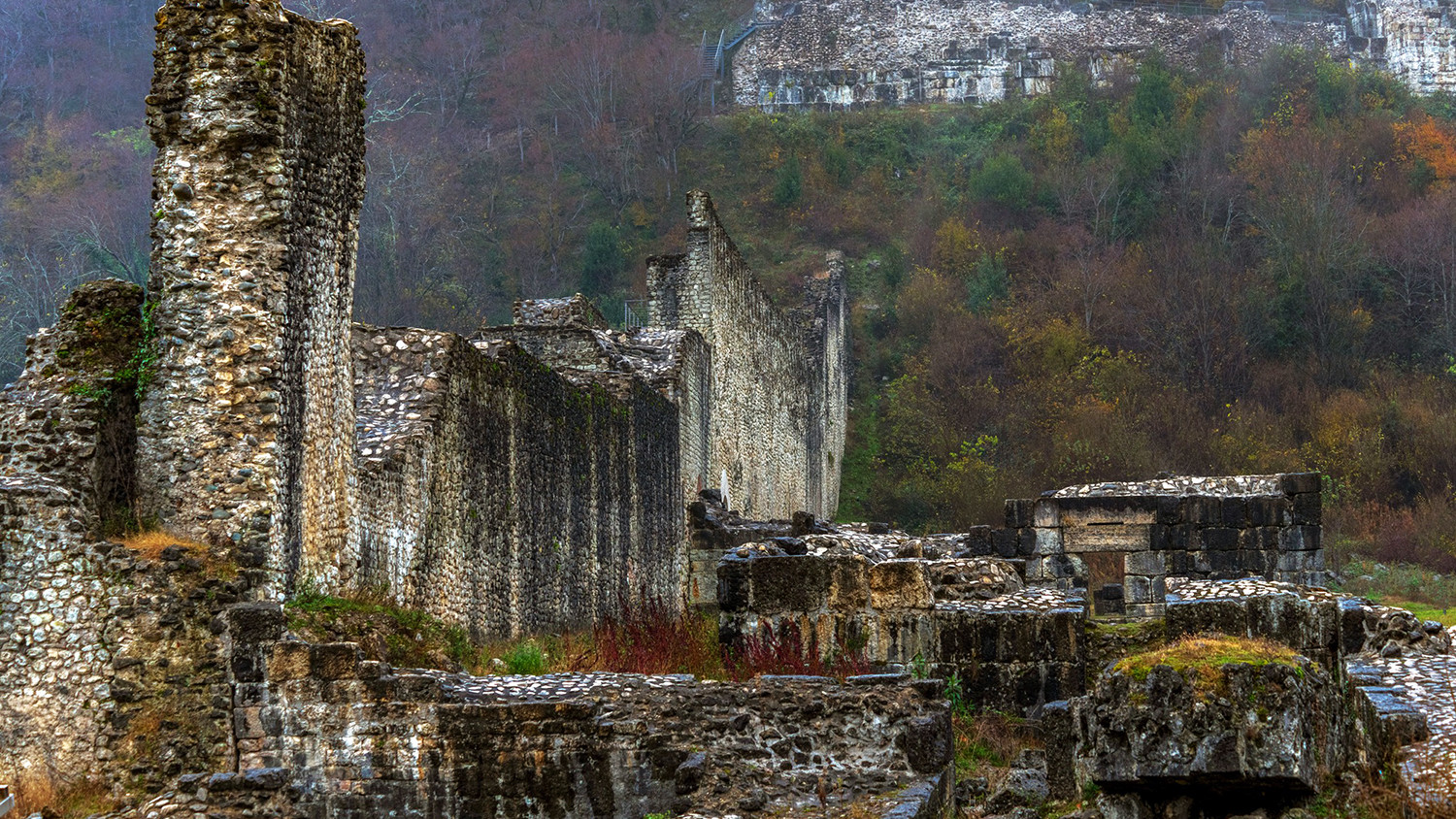 Byzantine Fortress of Archaeopolis (Nokalakevi), Georgia (Illustration) -  World History Encyclopedia