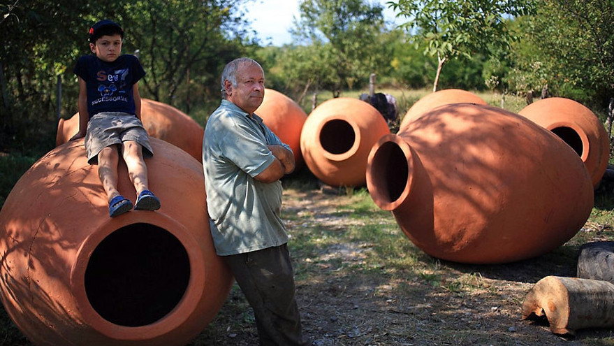 Winemaker Zaza Kbilashvili & his family