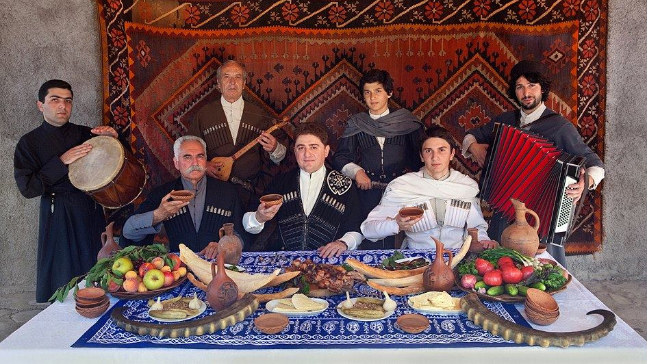 Traditionelles georgisches Galadinner