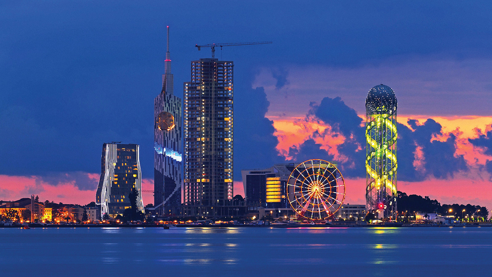Batumi 2025: Sea, City and Art