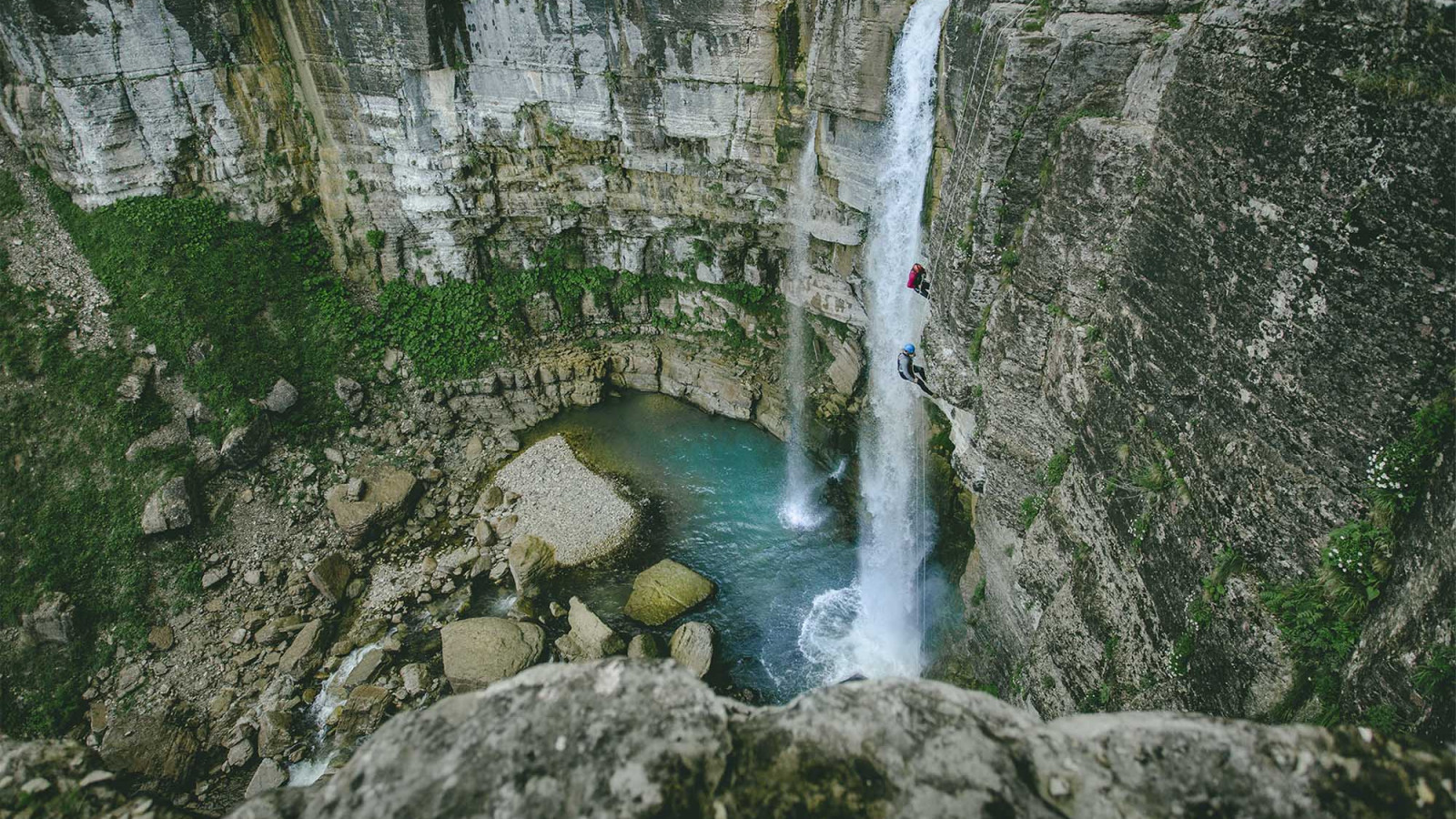 Kinchkha-Wasserfall im Okatse Canyon, Imereti Protected Area, Georgia