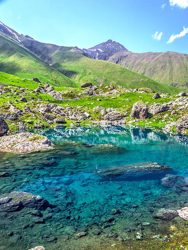 Озера Абуделаури в горах Большого Кавказа